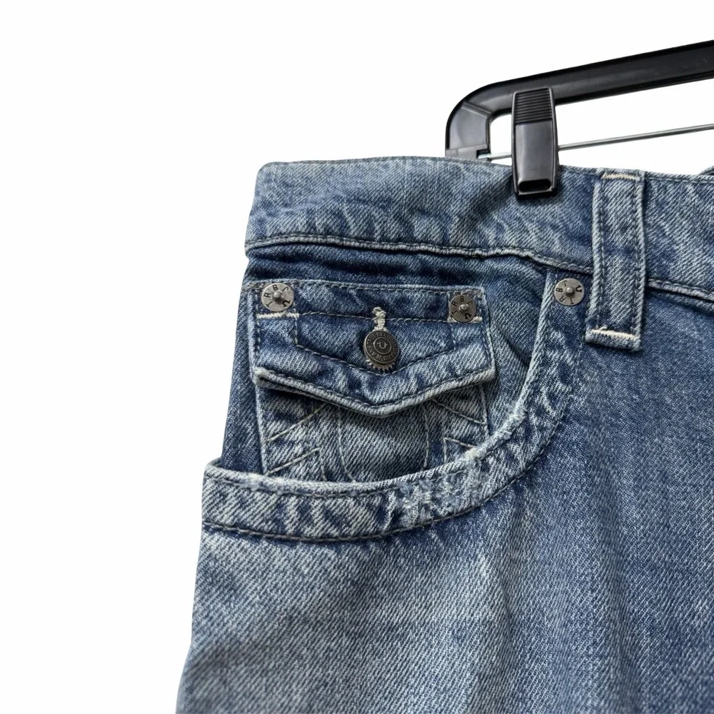 True Religion Mens Ricky Rigid SN Flap Distressed Jeans Size 38‎ Medium Wash NEW